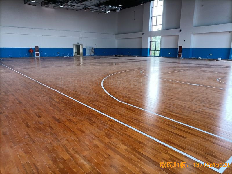 ���K���w����·�W(xu��)У�\(y��n)��ľ�ذ尲�b����