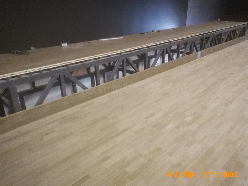 �ӱ��е�ƽһ���������_(t��i)�w��ľ�ذ�ʩ������4