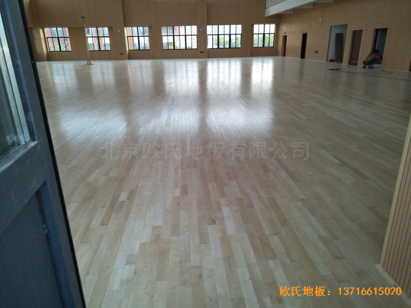 �Ϻ��ɽ��^(q��)�ܱ��W(xu��)У�\(y��n)��(d��ng)�^�\(y��n)��(d��ng)ľ�ذ���O(sh��)����4