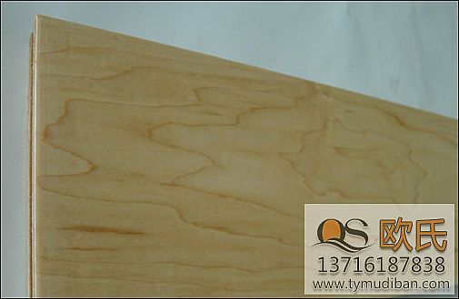 ��ľ�\(y��n)�ӵذ�ă�(y��u)�c(di��n)�Լ����b��ɫ��Ć��}