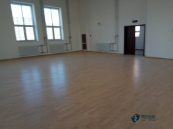 專(zhuān)用籃球場(chǎng)地木地板施工流程